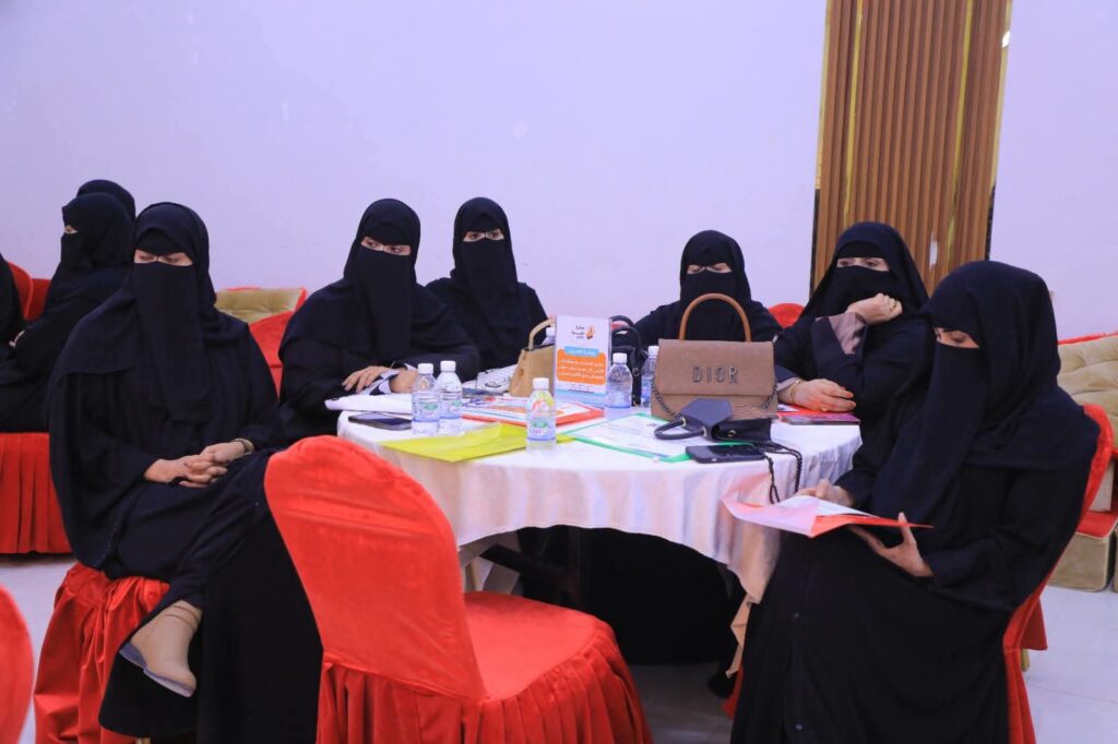 برعاية محافظ المهرة.. تدشين ورشة تخصصية لتعزيز الاستثمار والتنمية في موسم "خريف حوف" برعاية محافظ المهرة.. تدشين ورشة تخصصية لتعزيز الاستثمار والتنمية في موسم "خريف حوف"