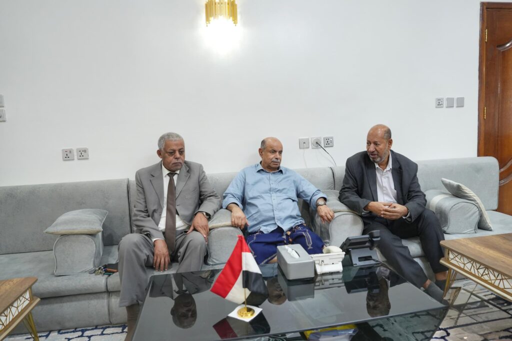 عضو مجلس القيادة الخنبشي يترأس جانبًا من الاجتماع الدوري الرابع للمجلس الطبي الأعلى للاختصاصات الطبية والصحية عضو مجلس القيادة الخنبشي يترأس جانبًا من الاجتماع الدوري الرابع للمجلس الطبي الأعلى للاختصاصات الطبية والصحية