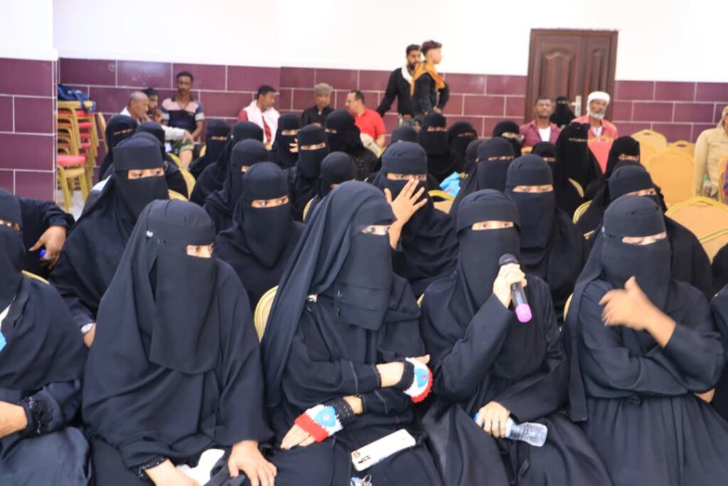 المكلا تضع اللمسات الأخيرة للمؤتمر العام الأول لتحالف "عماد" على مستوى الجنوب العربي بانتخاب هيئته التنفيذية في ساحل حضرموت المكلا تضع اللمسات الأخيرة للمؤتمر العام الأول لتحالف "عماد" على مستوى الجنوب العربي بانتخاب هيئته التنفيذية في ساحل حضرموت
