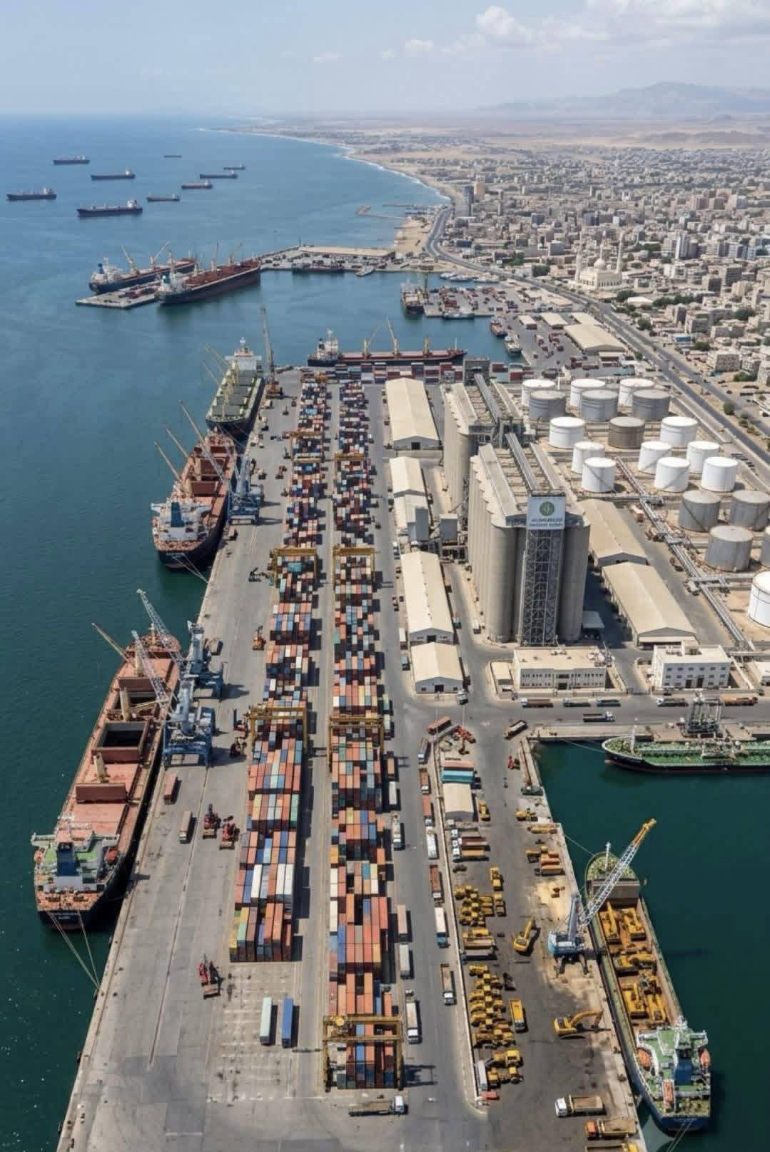 الجوع يتفاقم بمناطق الحوثيين... والموانئ تخسر 1.4 مليار دولار الجوع يتفاقم بمناطق الحوثيين... والموانئ تخسر 1.4 مليار دولار