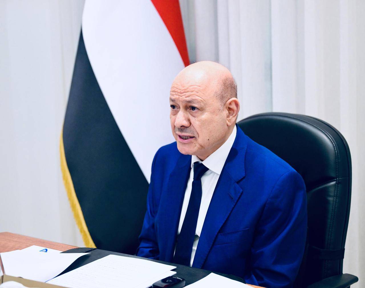 العليمي: أخطر ما يراهن عليه الحوثيون ضرب وحدة «الشرعية» - العليمي: أخطر ما يراهن عليه الحوثيون ضرب وحدة «الشرعية» -