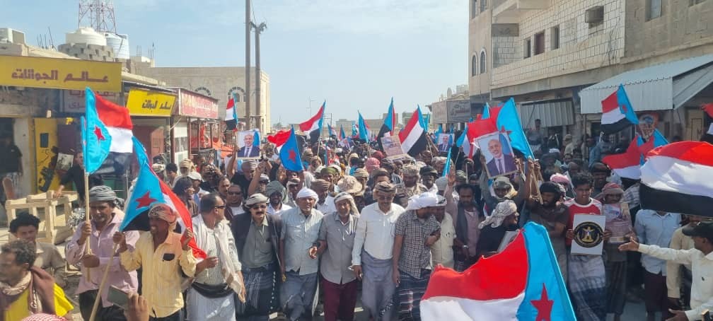 سقطرى تشهد حشودًا جماهيرية للتصعيد ضد الوصاية والاحتلال في ذكرى 7 يوليو سقطرى تشهد حشودًا جماهيرية للتصعيد ضد الوصاية والاحتلال في ذكرى 7 يوليو