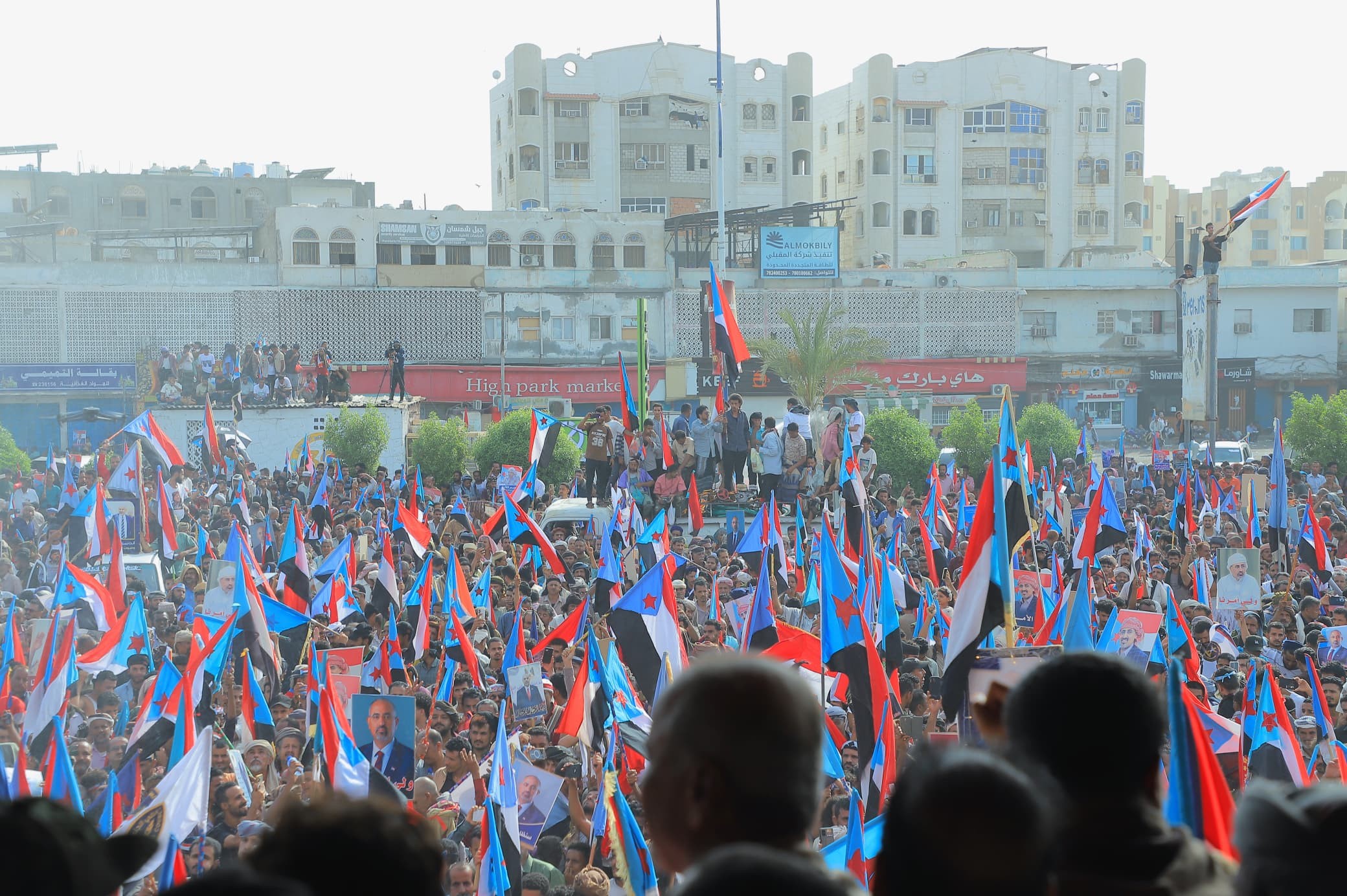 انطلاقًا لبرنامج التصعيد الثوري.. العاصمة عدن تحتضن مليونية "التصعيد ضد الوصاية والاحتلال" انطلاقًا لبرنامج التصعيد الثوري.. العاصمة عدن تحتضن مليونية "التصعيد ضد الوصاية والاحتلال"