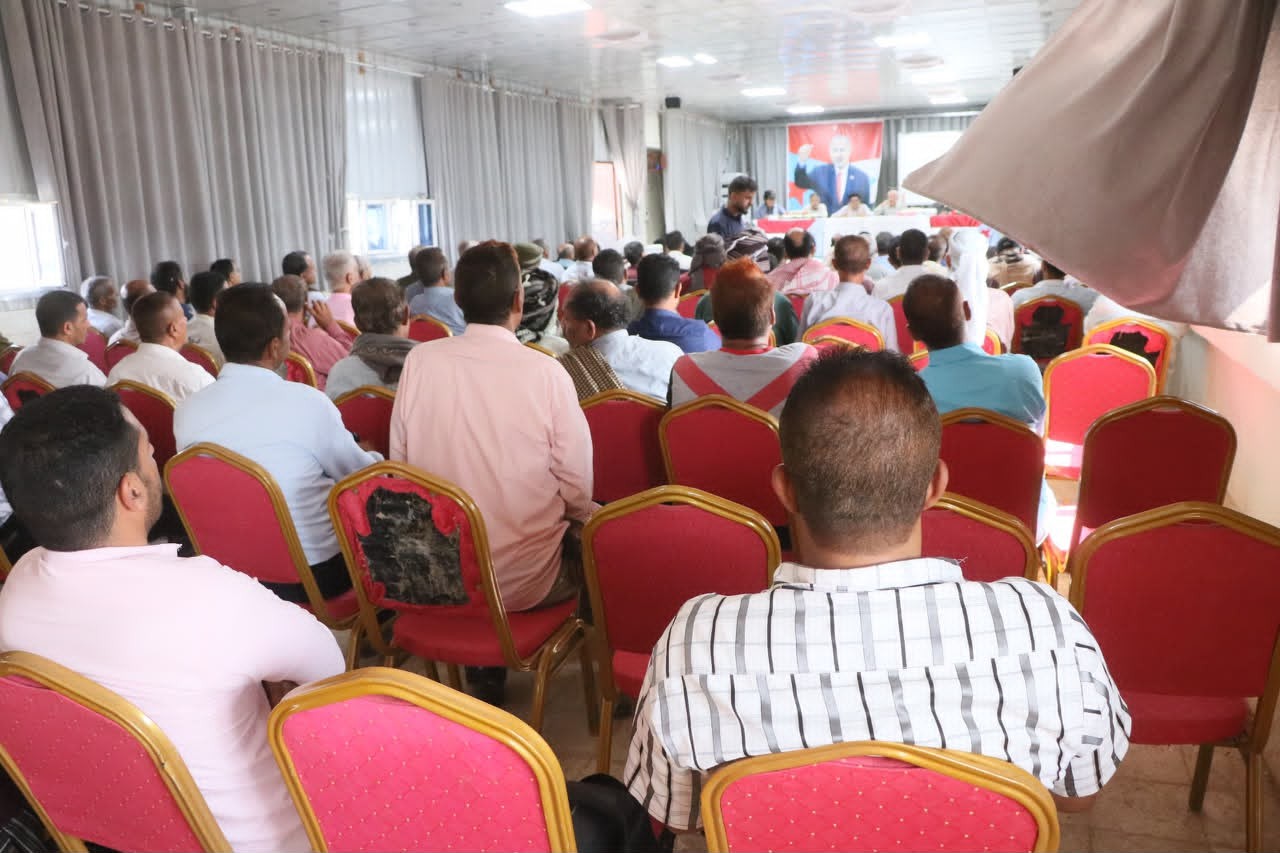 انتقالي الضالع يعقد اجتماعًا موسعًا لمناقشة ترتيبات الوقفة الاحتجاجية ويؤكد توحيد الجهود لإنجاح التصعيد الشعبي انتقالي الضالع يعقد اجتماعًا موسعًا لمناقشة ترتيبات الوقفة الاحتجاجية ويؤكد توحيد الجهود لإنجاح التصعيد الشعبي