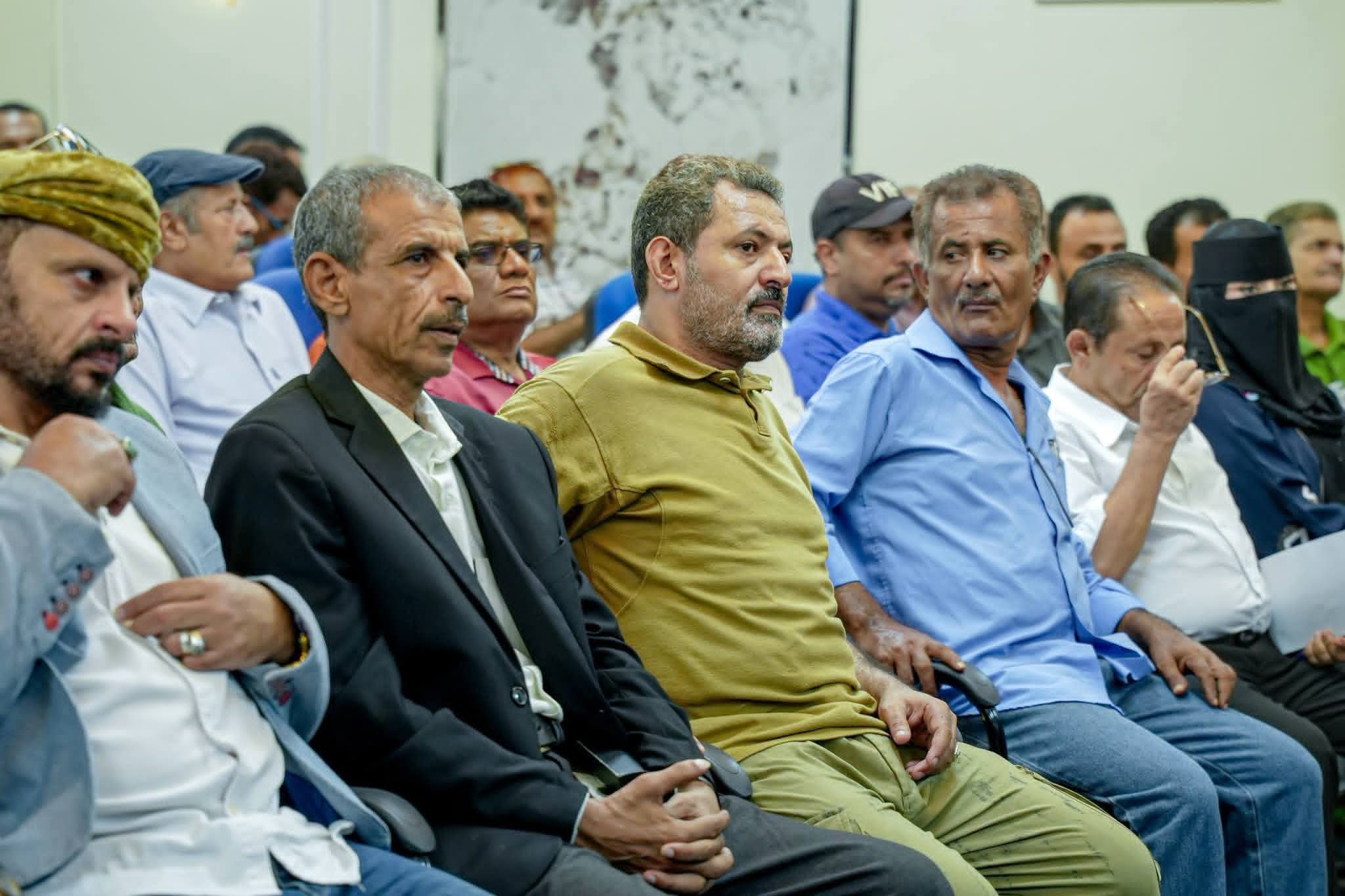 انتقالي العاصمة عدن يعقد لقاءً تشاوريًا موسعًا ويؤكد استمرار التصعيد الشعبي لمواجهة مخططات الوصاية والاحتلال انتقالي العاصمة عدن يعقد لقاءً تشاوريًا موسعًا ويؤكد استمرار التصعيد الشعبي لمواجهة مخططات الوصاية والاحتلال