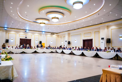 محافظ البنك المركزي: شركة الشبكة الموحدة للأموال ركيزة أساسية لتطوير منظومة المدفوعات وتعزيز الشمول المالي محافظ البنك المركزي: شركة الشبكة الموحدة للأموال ركيزة أساسية لتطوير منظومة المدفوعات وتعزيز الشمول المالي