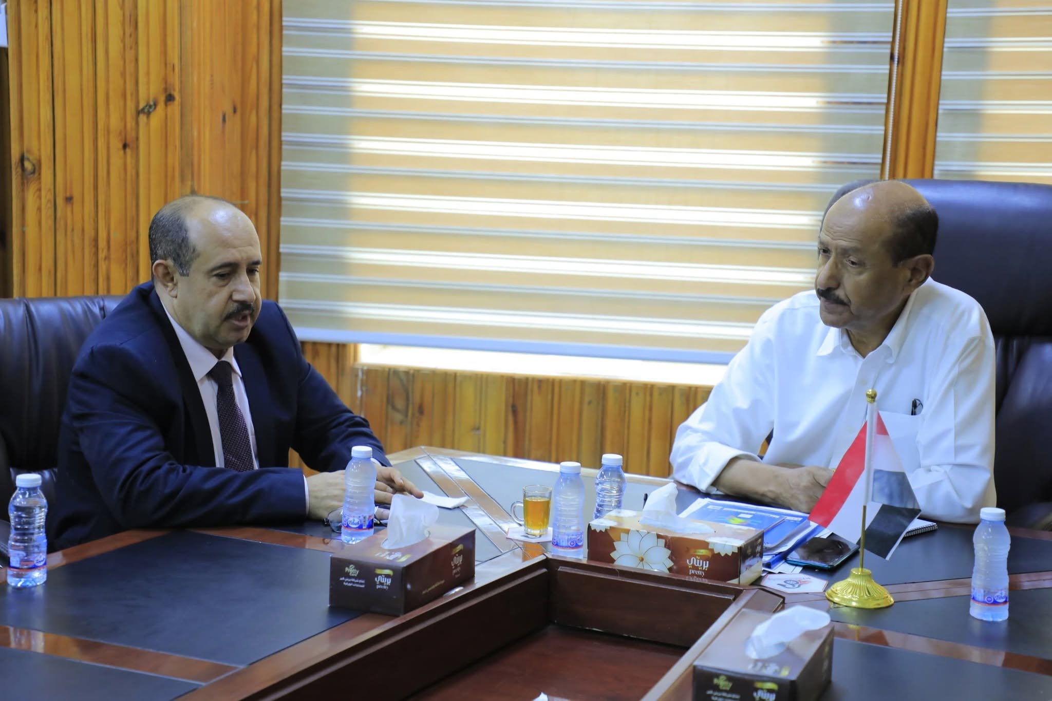 الوكيل بارباع ونائب وزير الشؤون الاجتماعية والعمل الوكيل بارباع ونائب وزير الشؤون الاجتماعية والعمل