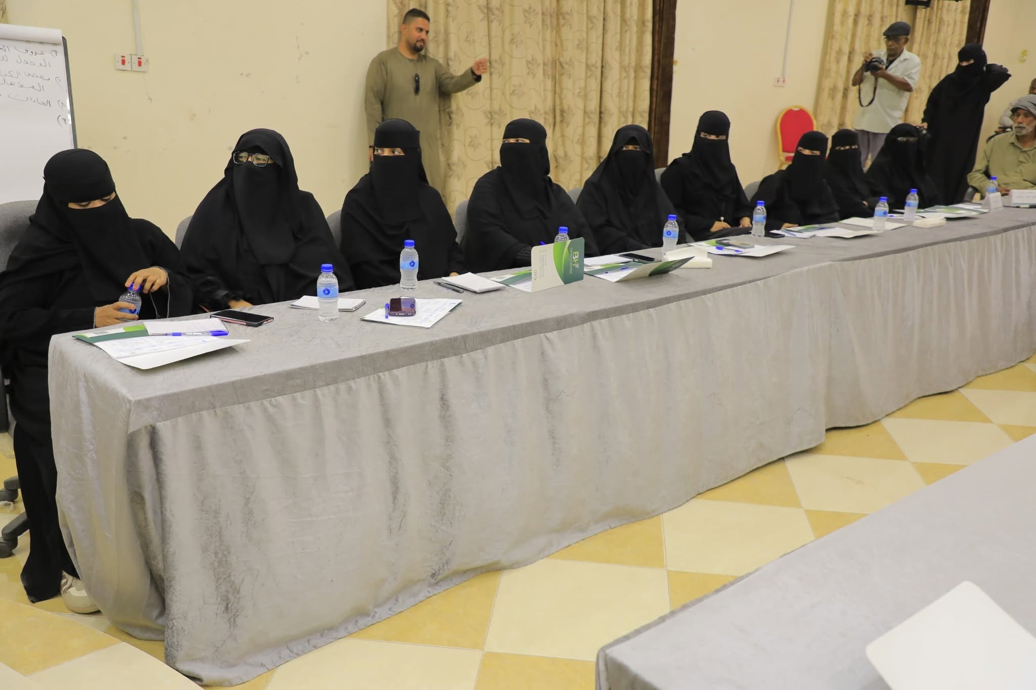 الوكيل بارباع يدشن ورشة لتعزيز مشاركة المرأة في صنع القرار المحلي الوكيل بارباع يدشن ورشة لتعزيز مشاركة المرأة في صنع القرار المحلي