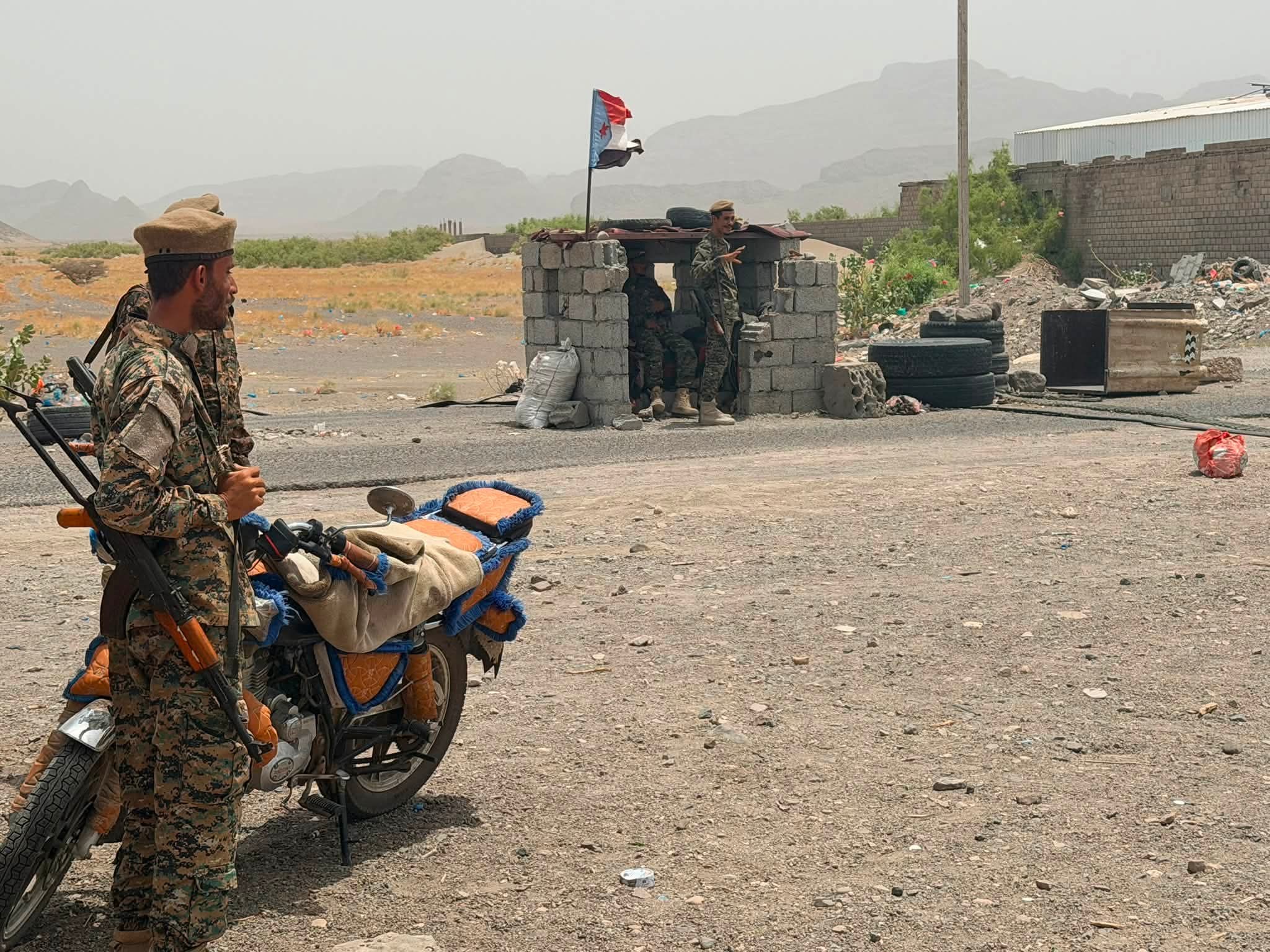 قوات الأمن الوطني بالصبيحة تدشن خطة إعادة الهيكلة والانتشار الشامل في مسرح العمليات - قوات الأمن الوطني بالصبيحة تدشن خطة إعادة الهيكلة والانتشار الشامل في مسرح العمليات -