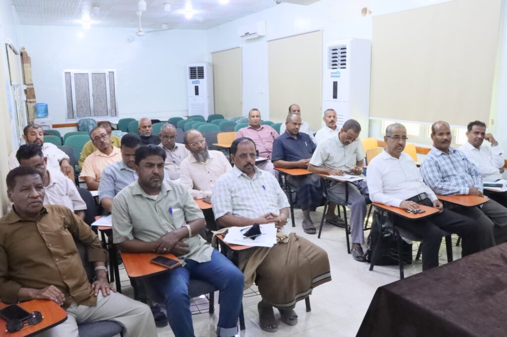 لقاء تحضيري لتنفيذ المرحلة الثانية للنشاط الايصالي التكاملي في المديريات المستهدفة بوادي حضرموت لقاء تحضيري لتنفيذ المرحلة الثانية للنشاط الايصالي التكاملي في المديريات المستهدفة بوادي حضرموت