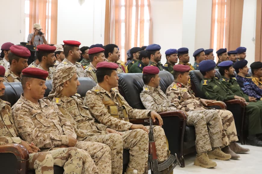 ريمة.. السلطة المحلية وقيادات الجيش والأمن تؤكد الجاهزية العالية وتدعو إلى توحيد الصفوف استعداداً لمعركة استعادة الدولة ريمة.. السلطة المحلية وقيادات الجيش والأمن تؤكد الجاهزية العالية وتدعو إلى توحيد الصفوف استعداداً لمعركة استعادة الدولة