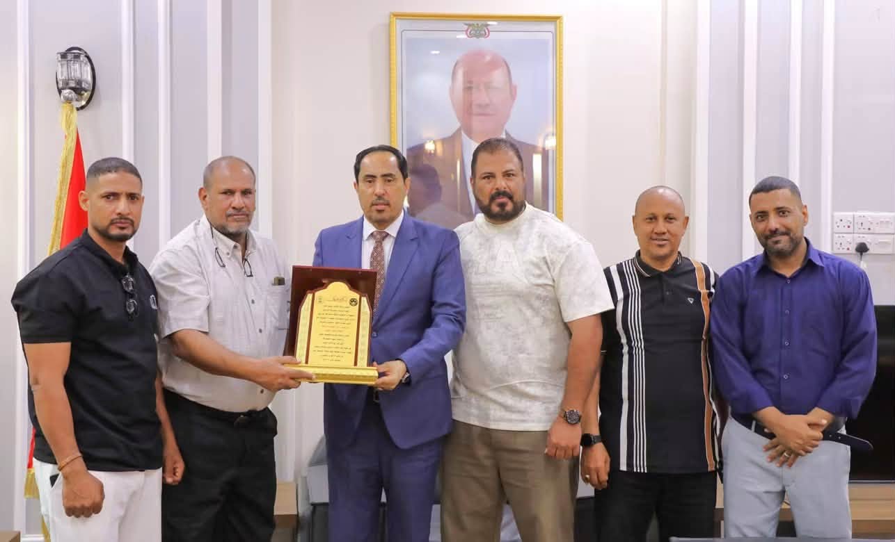 وزير الشباب والرياضة يوجه بإنشاء مركز متكامل لإدارة اتحاد القوى البدنية ومصارعة الذراعين - وزير الشباب والرياضة يوجه بإنشاء مركز متكامل لإدارة اتحاد القوى البدنية ومصارعة الذراعين -