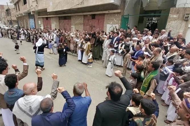 إنفاق حوثي مكثف على التجنيد والتعبئة والفعاليات الطائفية إنفاق حوثي مكثف على التجنيد والتعبئة والفعاليات الطائفية