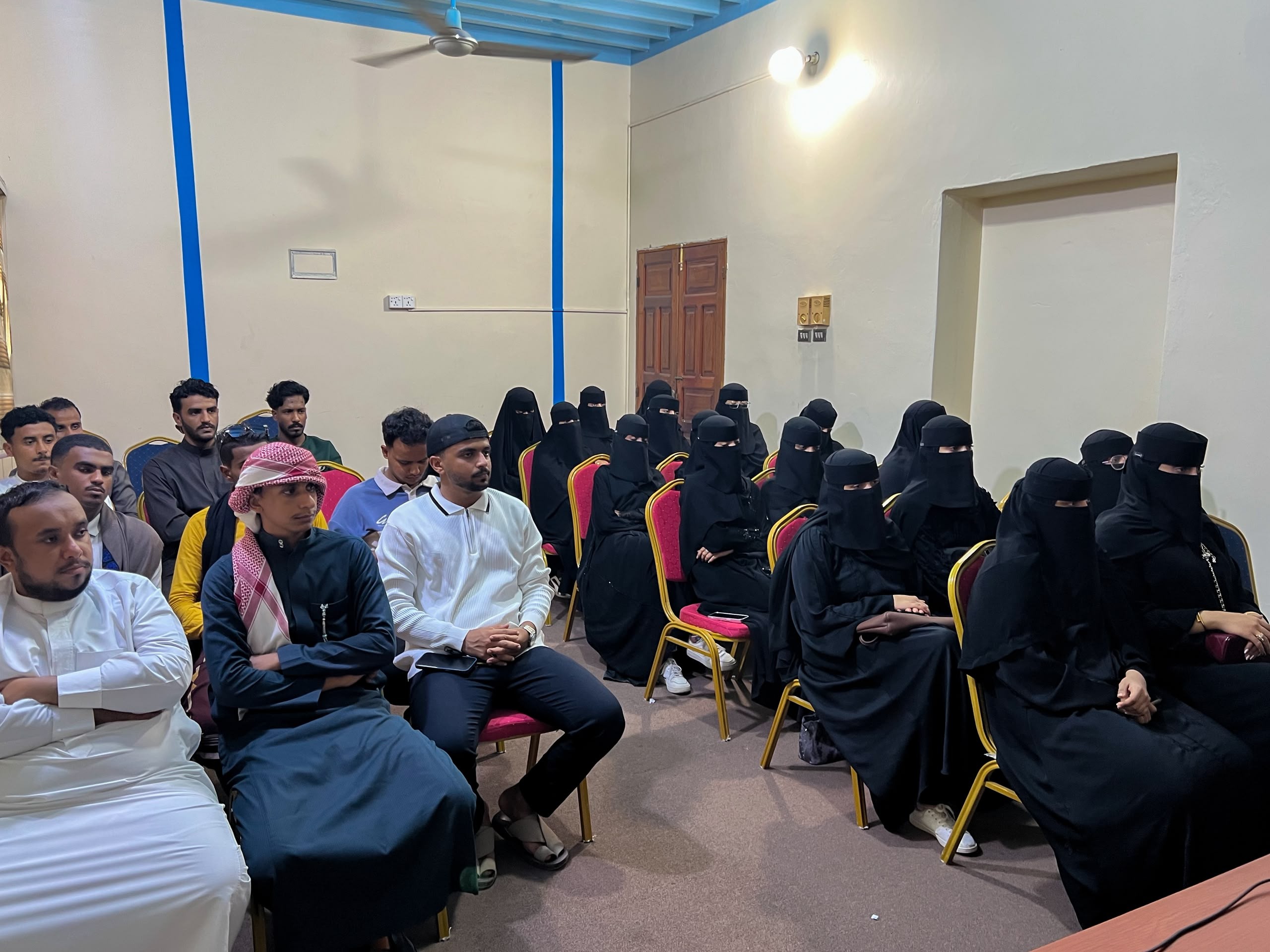 في اليوم العالمي للشباب.. منسقية الانتقالي بجامعة حضرموت تعقد لقاء موسعاً لمناقشة احتياجات الطلاب وتطلعاتهم في اليوم العالمي للشباب.. منسقية الانتقالي بجامعة حضرموت تعقد لقاء موسعاً لمناقشة احتياجات الطلاب وتطلعاتهم