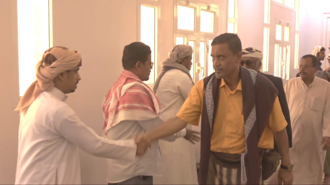 التميمي يقدم واجب العزاء لأسرة باسلامة وينقل تعازي قيادة المجلس الانتقالي التميمي يقدم واجب العزاء لأسرة باسلامة وينقل تعازي قيادة المجلس الانتقالي