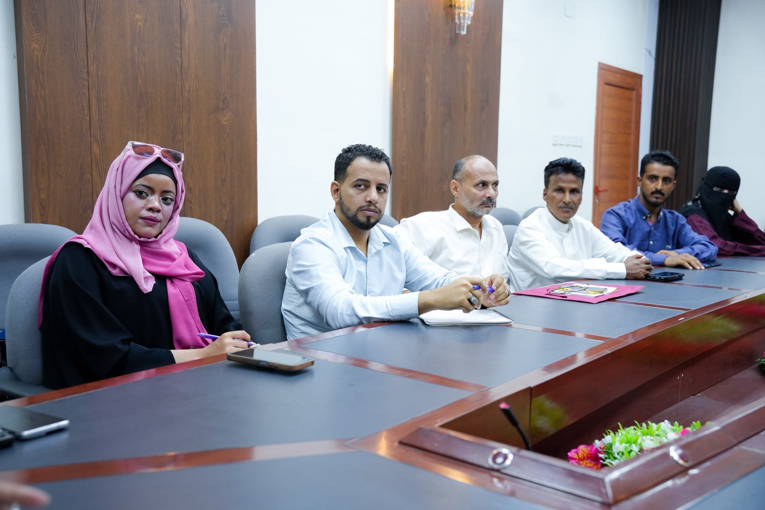 انتقالي العاصمة عدن يعقد لقاءً موسعًا مع رؤساء أقسام الإعلام والثقافة في مديريات العاصمة انتقالي العاصمة عدن يعقد لقاءً موسعًا مع رؤساء أقسام الإعلام والثقافة في مديريات العاصمة