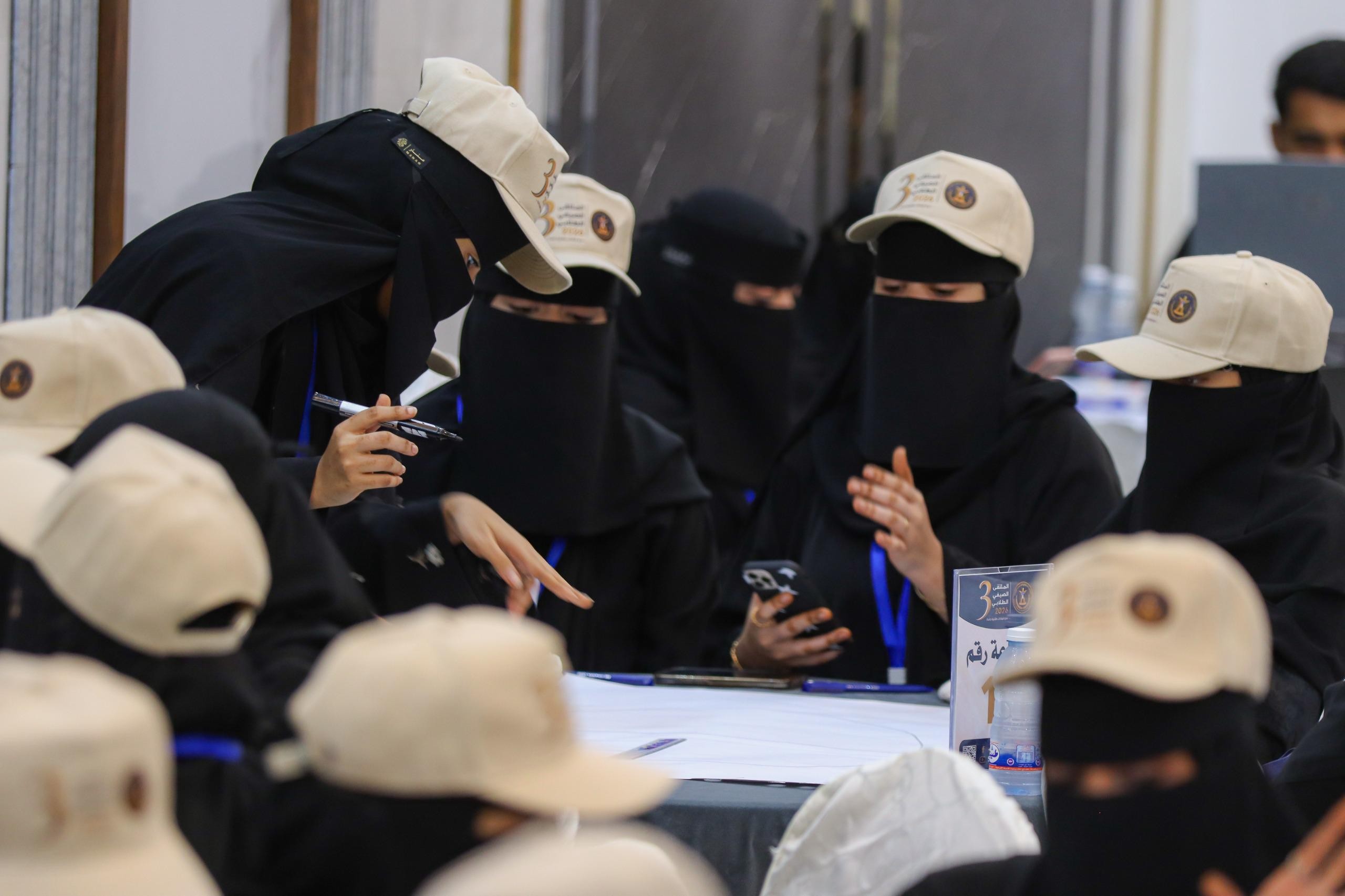 بتنظيم منسقية الانتقالي بجامعة حضرموت.. الملتقى الشبابي يشهد تنفيذ ثلاث ورش تدريبية بتنظيم منسقية الانتقالي بجامعة حضرموت.. الملتقى الشبابي يشهد تنفيذ ثلاث ورش تدريبية