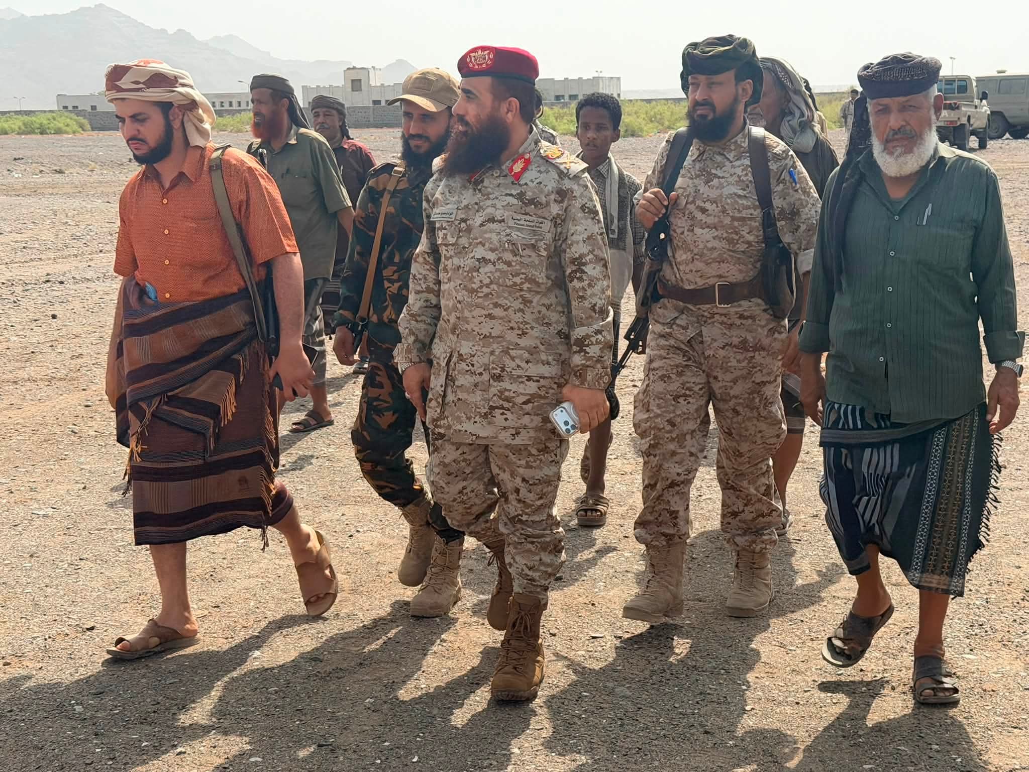 محافظ لحج ووزير التربية وقائد المنطقة الرابعة يدشنون مشاريع تنموية بالمضاربة ورأس العارة - محافظ لحج ووزير التربية وقائد المنطقة الرابعة يدشنون مشاريع تنموية بالمضاربة ورأس العارة -