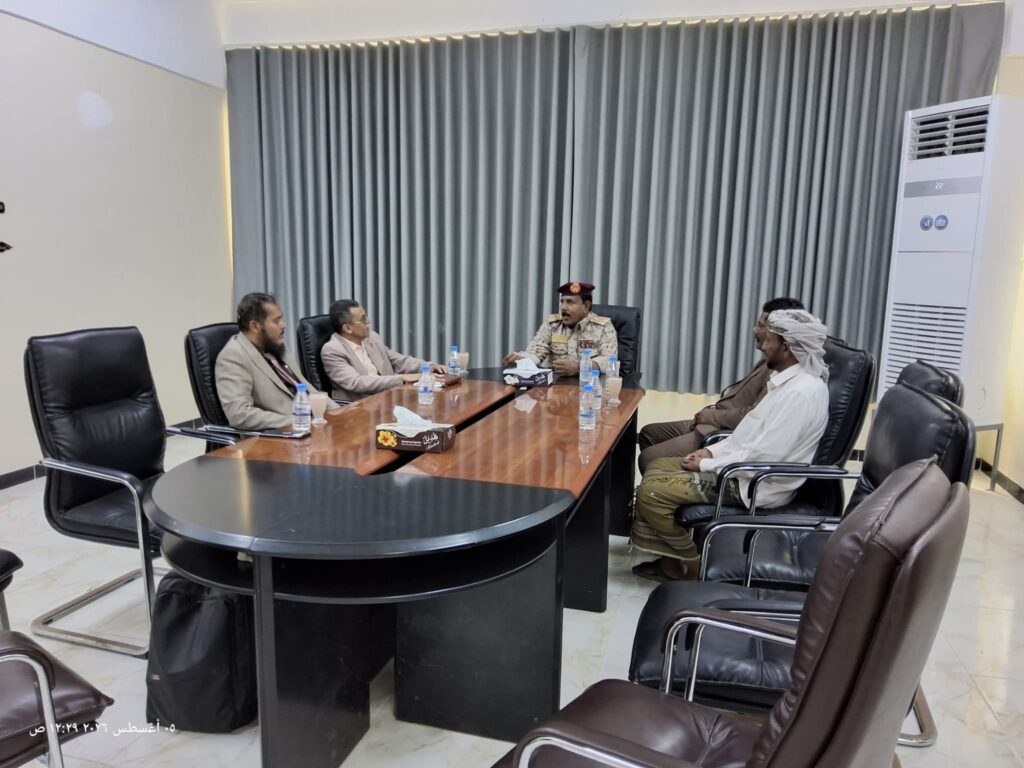 قائد المنطقة العسكرية الثانية يستقبل نائب مدير دائرة القضاء العسكري بوزارة الدفاع خلال زيارته التفقدية للمحكمة والنيابة العسكرية بالمنطقة قائد المنطقة العسكرية الثانية يستقبل نائب مدير دائرة القضاء العسكري بوزارة الدفاع خلال زيارته التفقدية للمحكمة والنيابة العسكرية بالمنطقة