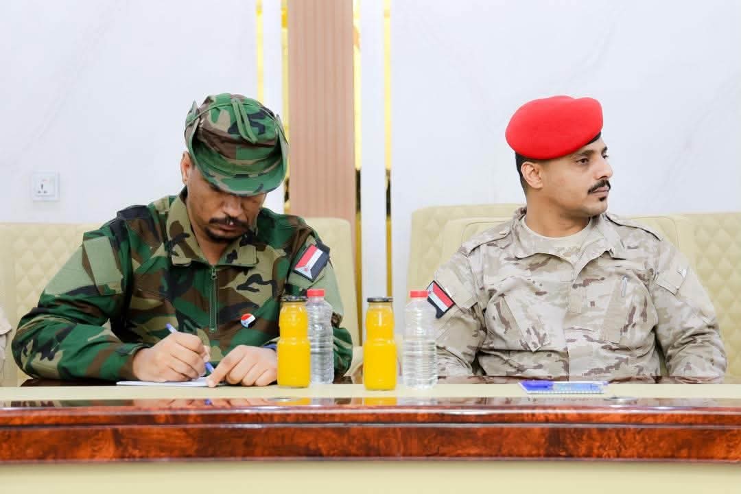 المحرّمي يبحث مع قيادة محور المشاة والإسناد الثاني تطورات الجبهات ورفع الجاهزية - المحرّمي يبحث مع قيادة محور المشاة والإسناد الثاني تطورات الجبهات ورفع الجاهزية -