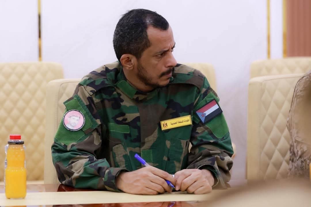 المحرّمي يطّلع على الأوضاع العسكرية في مسرح عمليات محور المشاة والإسناد الأول، ويوجه برفع الجاهزية - المحرّمي يطّلع على الأوضاع العسكرية في مسرح عمليات محور المشاة والإسناد الأول، ويوجه برفع الجاهزية -