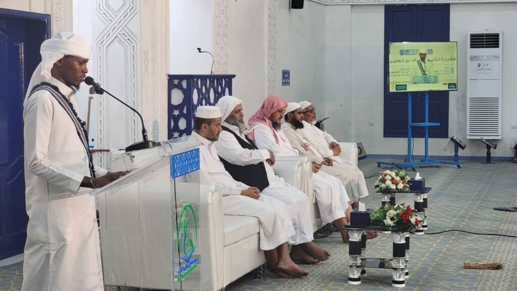 المكلا تحتفي بتخريج وتكريم 167 حافظاً ومجازاً وداعية برعاية عضو مجلس القيادة الرئاسي ووزير الأوقاف المكلا تحتفي بتخريج وتكريم 167 حافظاً ومجازاً وداعية برعاية عضو مجلس القيادة الرئاسي ووزير الأوقاف