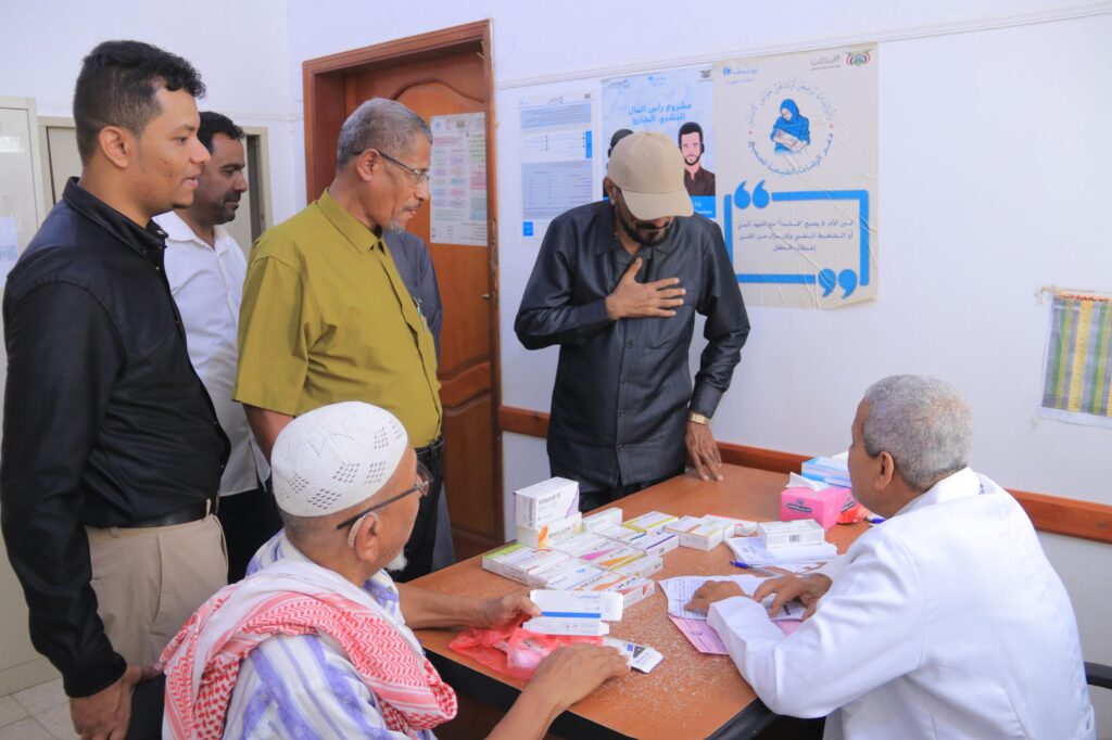 مدير عام شبام يدشن مخيمًا طبيًا مجانيًا لرعاية مرضى السكري والضغط بمستشفى شبام العام مدير عام شبام يدشن مخيمًا طبيًا مجانيًا لرعاية مرضى السكري والضغط بمستشفى شبام العام