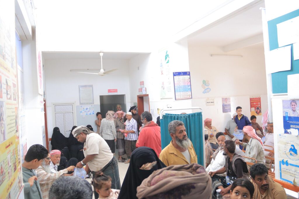 مدير عام شبام يدشن مخيمًا طبيًا مجانيًا لرعاية مرضى السكري والضغط بمستشفى شبام العام مدير عام شبام يدشن مخيمًا طبيًا مجانيًا لرعاية مرضى السكري والضغط بمستشفى شبام العام