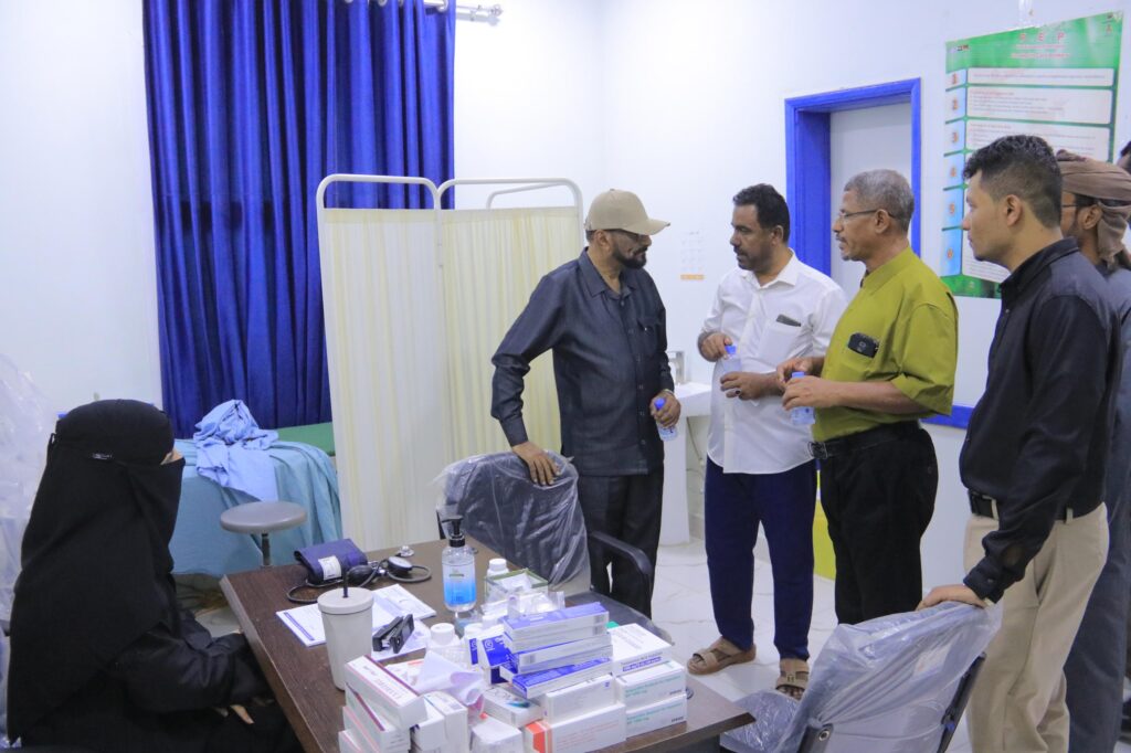 مدير عام شبام يدشن مخيمًا طبيًا مجانيًا لرعاية مرضى السكري والضغط بمستشفى شبام العام مدير عام شبام يدشن مخيمًا طبيًا مجانيًا لرعاية مرضى السكري والضغط بمستشفى شبام العام