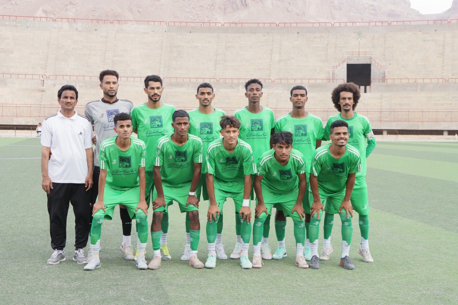 بحضور وكيل حضرموت ،، الوحدة يتوج بطلاً لأندية الدرجة الثالثة وشباب القطن وصيفاً بحضور وكيل حضرموت ،، الوحدة يتوج بطلاً لأندية الدرجة الثالثة وشباب القطن وصيفاً