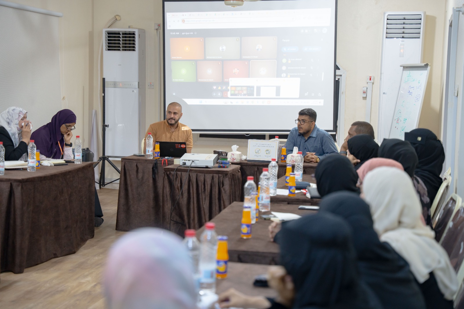 وزارة الصحة تعقد اجتماع الكلستر الفرعي للصحة الإنجابية وتناقش جاهزية الاستجابة واستدامة الخدمات وزارة الصحة تعقد اجتماع الكلستر الفرعي للصحة الإنجابية وتناقش جاهزية الاستجابة واستدامة الخدمات