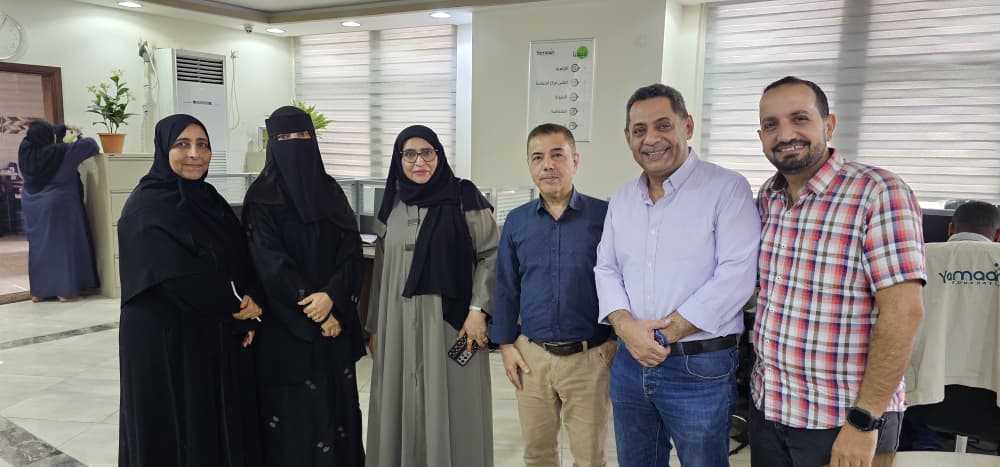 السباعي تبحث مع «يمان» و«ماري ستوبس» استدامة مراكز الرعاية الأولية بعدن وتعزيز الحوكمة والمشاركة المجتمعية السباعي تبحث مع «يمان» و«ماري ستوبس» استدامة مراكز الرعاية الأولية بعدن وتعزيز الحوكمة والمشاركة المجتمعية
