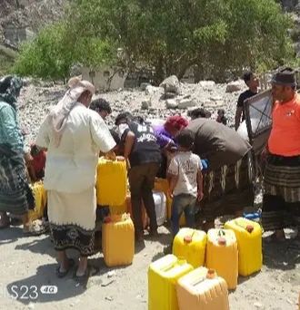 أهالي "آل الجريري" في حمة يناشدون السلطات والمنظمات لإنقاذهم من شبح العطش - أهالي "آل الجريري" في حمة يناشدون السلطات والمنظمات لإنقاذهم من شبح العطش -