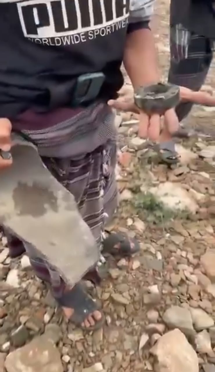 مليشيات الحوثي تقصف السكان المدنيين شمال محافظة لحج - مليشيات الحوثي تقصف السكان المدنيين شمال محافظة لحج -