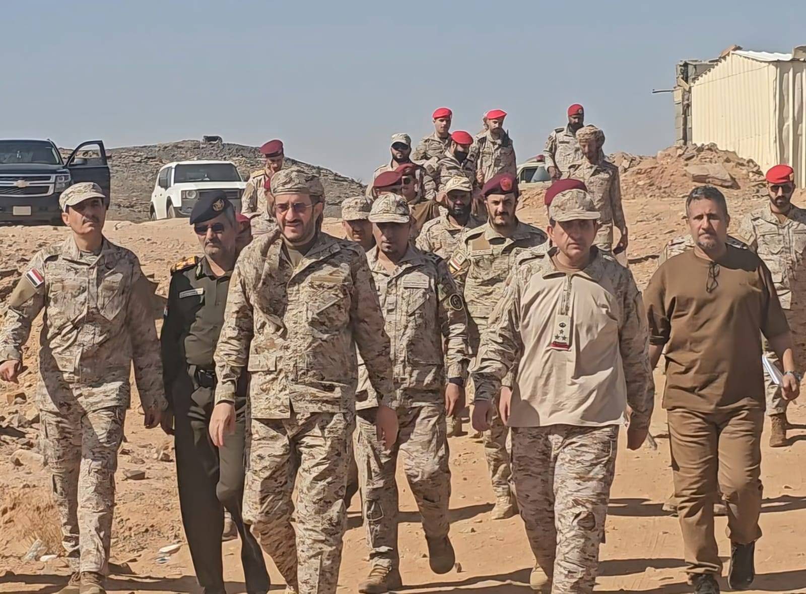 المخا وباب المندب... مخاوف من توسيع التهريب وتهديد الملاحة المخا وباب المندب... مخاوف من توسيع التهريب وتهديد الملاحة