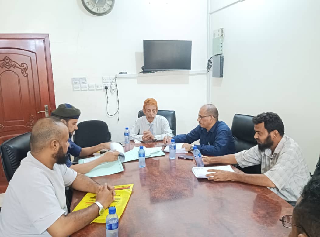 لجنة تأديب بمحكمة استئناف لحج تتخذ إجراءات تأديبية بحق مخالفين - لجنة تأديب بمحكمة استئناف لحج تتخذ إجراءات تأديبية بحق مخالفين -
