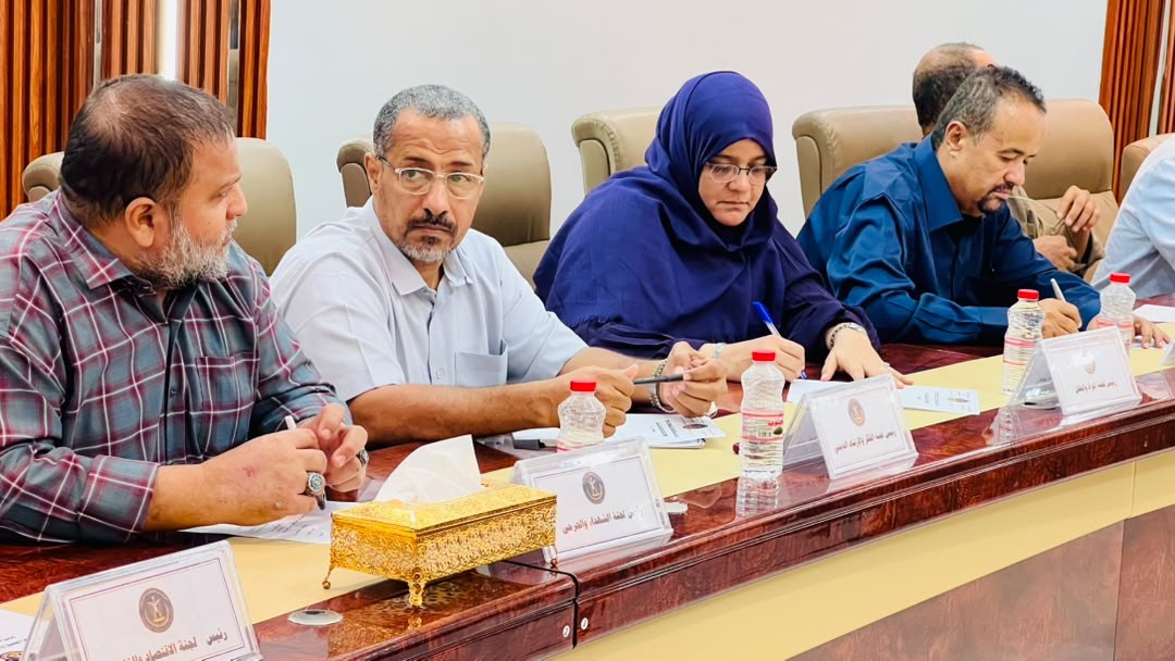 الهيئة الإدارية للجمعية الوطنية تستعرض مستجدات المشهد السياسي والأوضاع الأمنية والخدمية في الجنوب الهيئة الإدارية للجمعية الوطنية تستعرض مستجدات المشهد السياسي والأوضاع الأمنية والخدمية في الجنوب