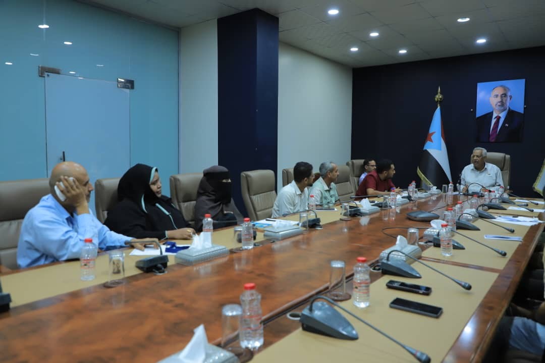 هيئة الإعلام والثقافة الجنوبية تقف امام التغطية الإعلامية المواكبة لتضحيات وانتصارات القوات المسلحة الجنوبية هيئة الإعلام والثقافة الجنوبية تقف امام التغطية الإعلامية المواكبة لتضحيات وانتصارات القوات المسلحة الجنوبية