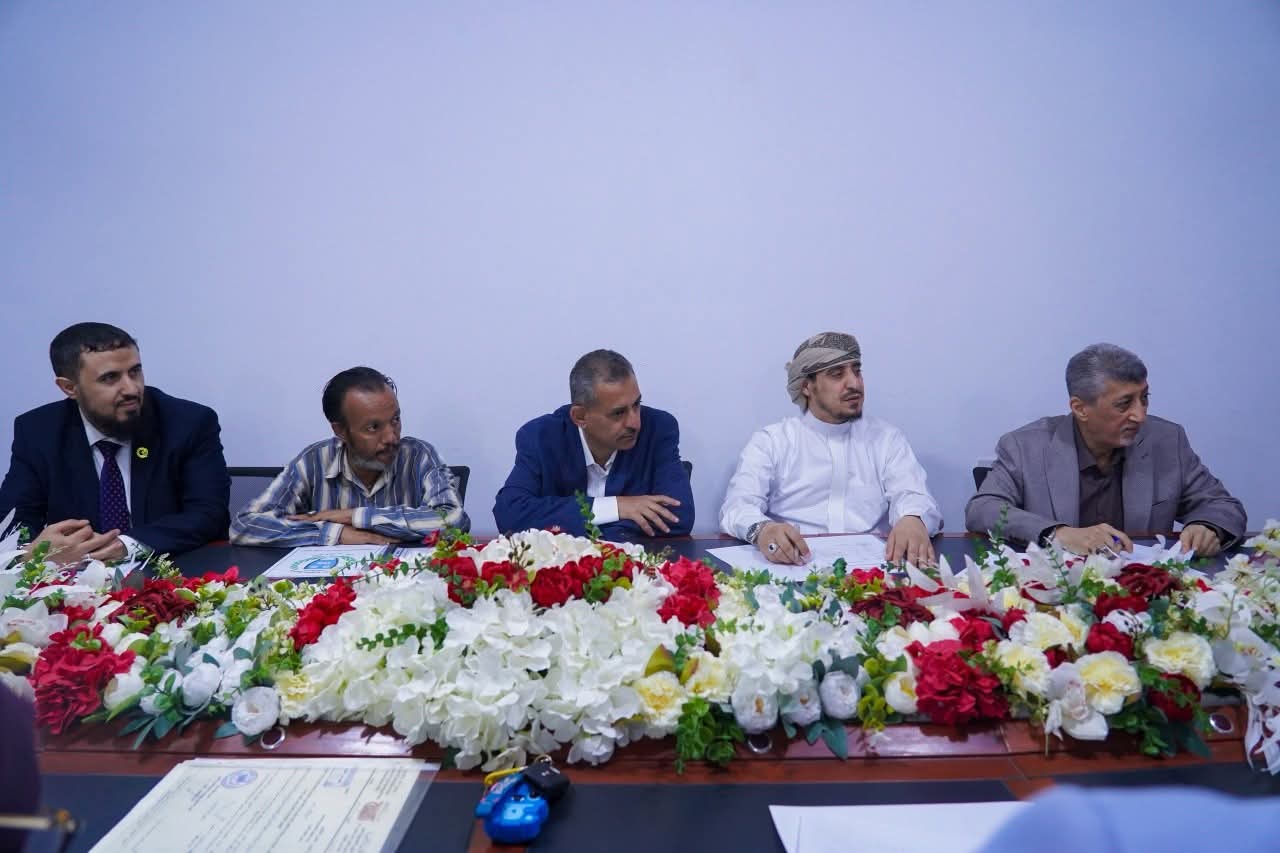 برئاسة الوزير اليافعي.. مجلس إدارة صندوق رعاية وتأهيل المعاقين يناقش تنمية الموارد واستدامة الخدمات - برئاسة الوزير اليافعي.. مجلس إدارة صندوق رعاية وتأهيل المعاقين يناقش تنمية الموارد واستدامة الخدمات -