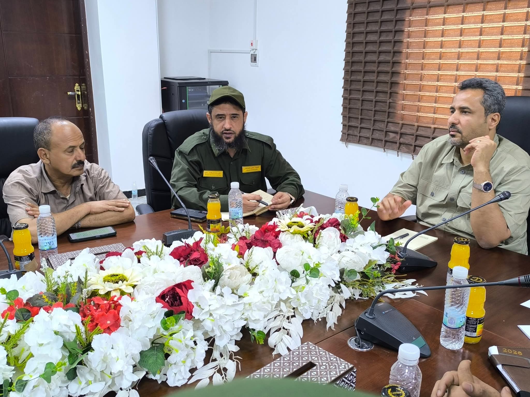 محافظ لحج يترأس اجتماعاً موسعاً للجنة الأمنية ويشدِّد على الجاهزية لمواجهة التصعيد الحوثي محافظ لحج يترأس اجتماعاً موسعاً للجنة الأمنية ويشدِّد على الجاهزية لمواجهة التصعيد الحوثي