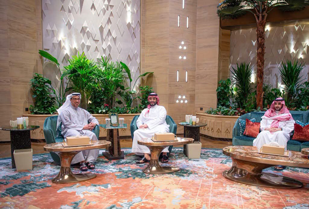 محمد بن سلمان يلتقي منصور بن زايد في الرياض ويبحثان تطورات المنطقة - محمد بن سلمان يلتقي منصور بن زايد في الرياض ويبحثان تطورات المنطقة -
