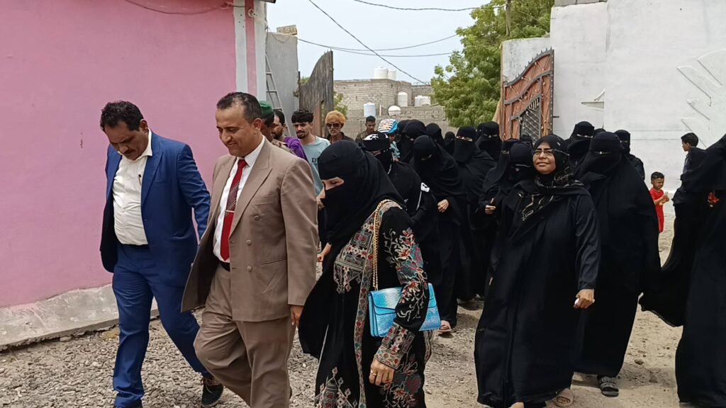 رئيس مجلس المستقبل الجنوبي بالعاصمة عدن يفتتح جمعية المرأة الساحلية متعددة الأغراض الخيرية بالعاصمة عدن رئيس مجلس المستقبل الجنوبي بالعاصمة عدن يفتتح جمعية المرأة الساحلية متعددة الأغراض الخيرية بالعاصمة عدن
