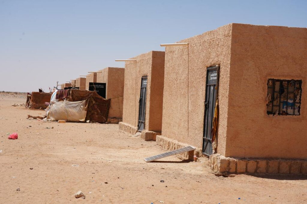 وحدة إدارة النازحين ترصد أكثر من 400 أسرة نازحة وصلت إلى مديرية العبر بحضرموت وحدة إدارة النازحين ترصد أكثر من 400 أسرة نازحة وصلت إلى مديرية العبر بحضرموت