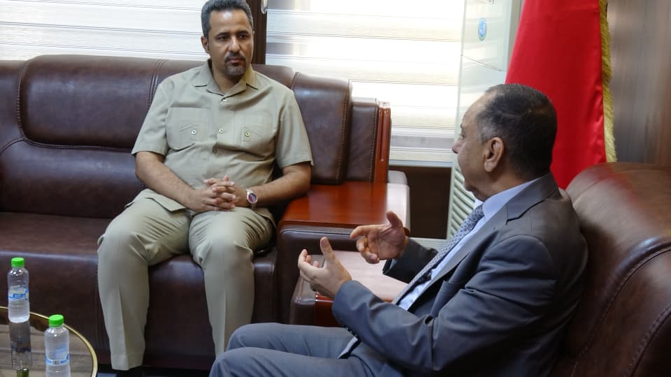 أسبوع حافل بالملفات..الحالمي يطرق أبواب الوزارات ويدفع باحتياجات لحج نحو المعالجة - أسبوع حافل بالملفات..الحالمي يطرق أبواب الوزارات ويدفع باحتياجات لحج نحو المعالجة -