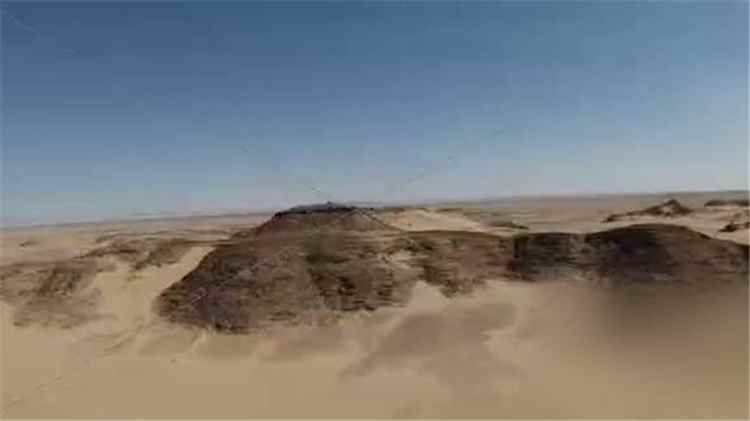 غارات مسيّرة تدمر منظومات تشويش وكاميرات حوثية في الجوف - غارات مسيّرة تدمر منظومات تشويش وكاميرات حوثية في الجوف -