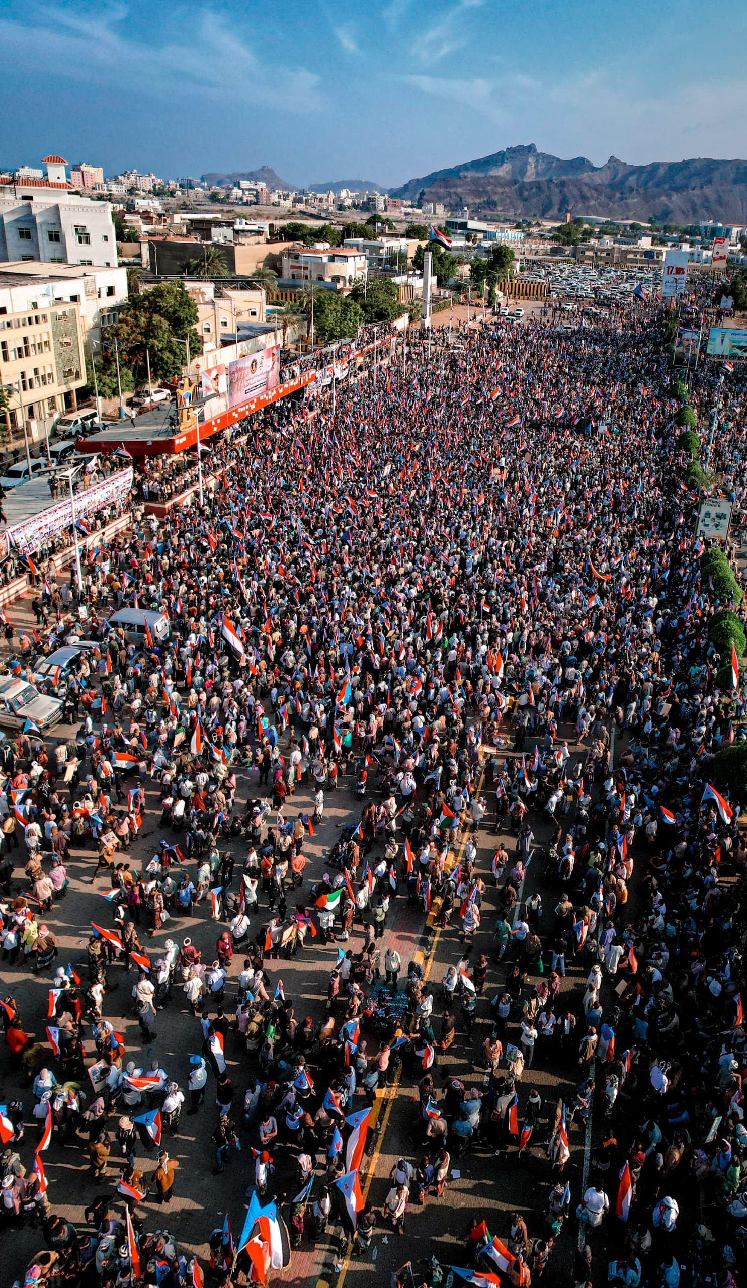البيان الصادر عن مليونيات الاحتفال بالذكرى الـ63 لثورة 14 أكتوبر المجيدة البيان الصادر عن مليونيات الاحتفال بالذكرى الـ63 لثورة 14 أكتوبر المجيدة
