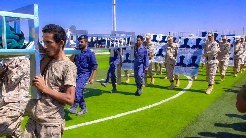 تنفيذية انتقالي شبوة تشارك في تشييع جثامين شهداء مجزرة معسكر العلم بمدينة عتق تنفيذية انتقالي شبوة تشارك في تشييع جثامين شهداء مجزرة معسكر العلم بمدينة عتق