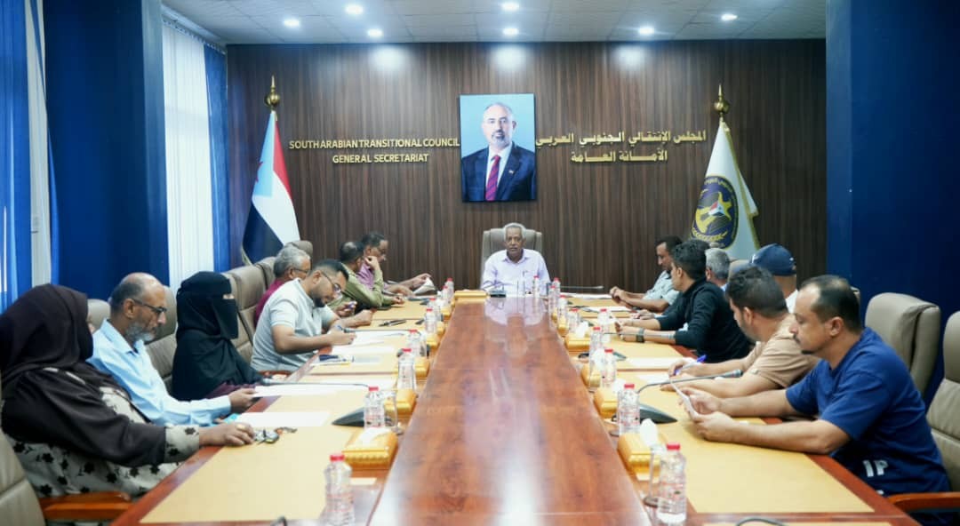 خطاب الرئيس الزُبيدي يمثل خارطة طريق اعلامية للمرحلة الراهنة خطاب الرئيس الزُبيدي يمثل خارطة طريق اعلامية للمرحلة الراهنة