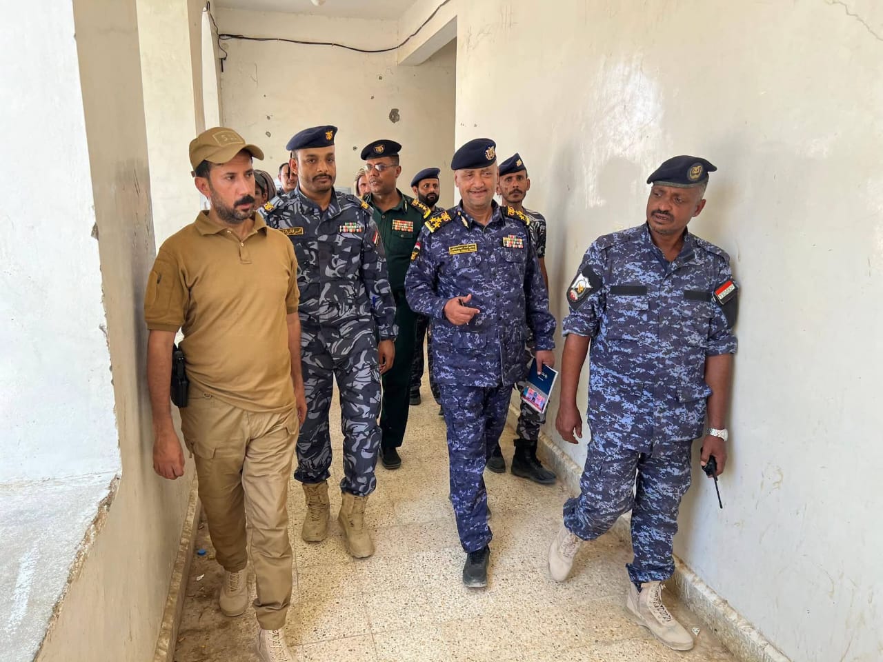 🔴 مدير عام شرطة الدوريات وأمن الطرق بوزارة الداخلية يتفقد سير العمل بفرع الوادي والصحراء ويؤكد على دعم تعزيز الجاهزية الأمنية 🔴 مدير عام شرطة الدوريات وأمن الطرق بوزارة الداخلية يتفقد سير العمل بفرع الوادي والصحراء ويؤكد على دعم تعزيز الجاهزية الأمنية