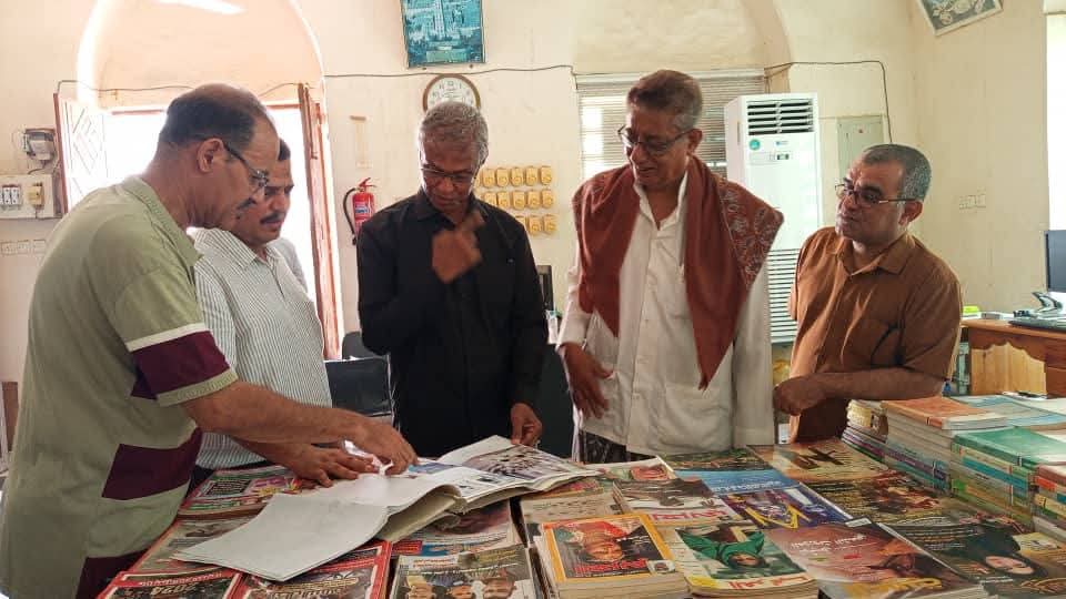 شراكة التنوير بالمكلا.. مؤسسة "آفاق وطن" تُعيد الدفء لرفوف المكتبة السلطانية شراكة التنوير بالمكلا.. مؤسسة "آفاق وطن" تُعيد الدفء لرفوف المكتبة السلطانية